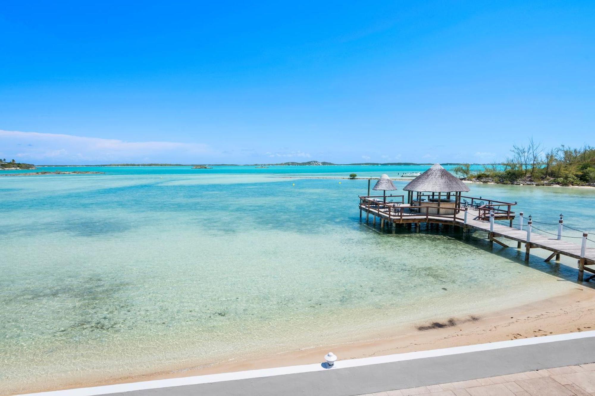 Augusta Bay Hotel George Town Ngoại thất bức ảnh